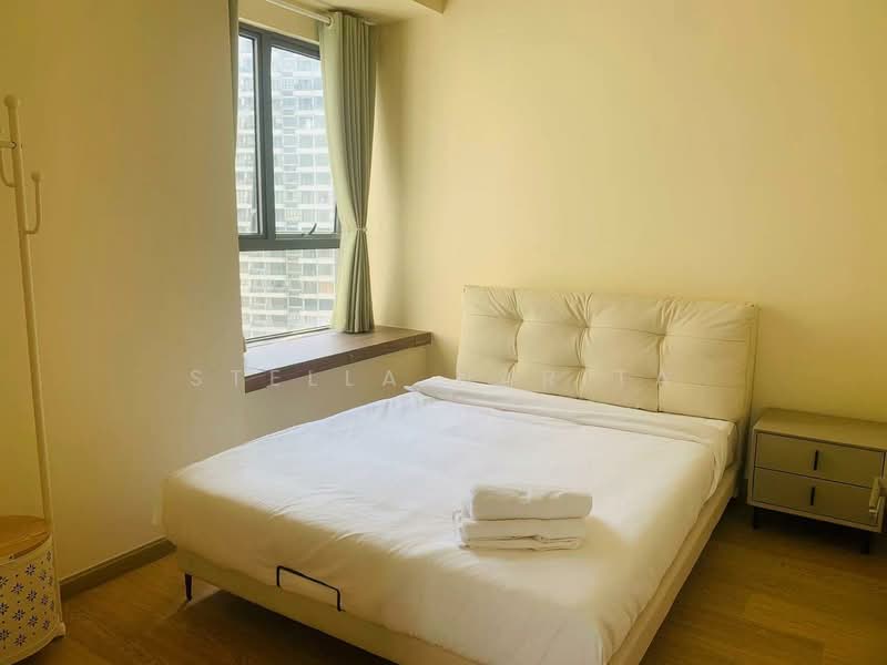 Condominium for Rent at Amberside @ Country Garden Danga Bay - Stella Narita - Bedroom - PropertyGuru.com.my