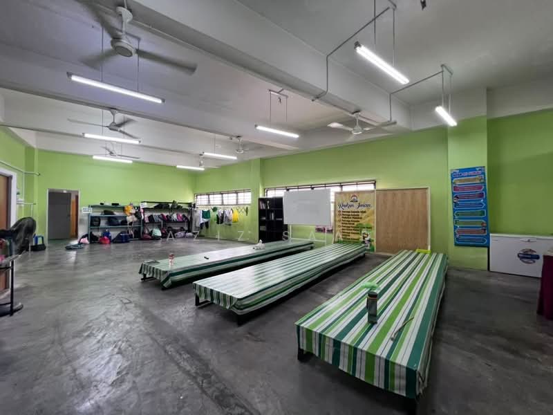 Kedai / Pejabat untuk Dijual di Sungai Buloh (Selangor) - Aziz Saad - Interior - PropertyGuru.com.my