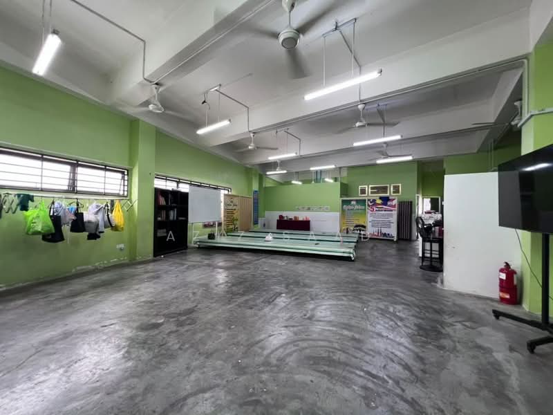 Kedai / Pejabat untuk Dijual di Sungai Buloh (Selangor) - Aziz Saad - Interior - PropertyGuru.com.my