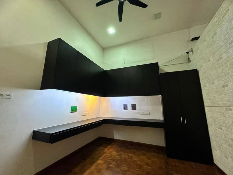 2.5-storey Terraced House for Sale in Taman Bukit Jaya (Ulu Tiram) - Karl Lim - Study - PropertyGuru.com.my