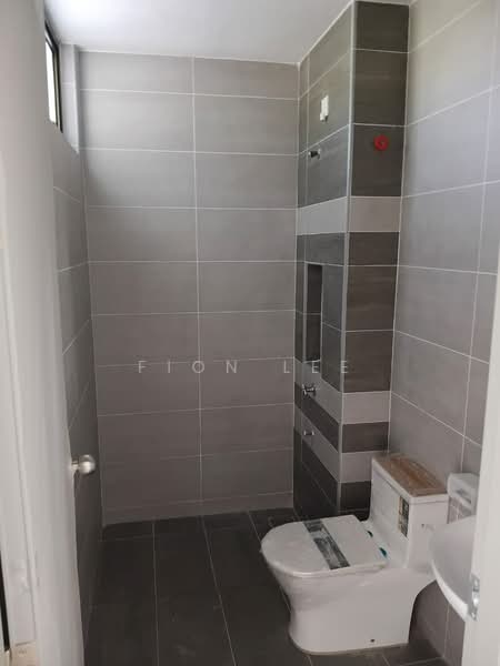 2-storey Terraced House for Sale in Mutiara Rini (Skudai) - Fion Lee - Bathroom - PropertyGuru.com.my