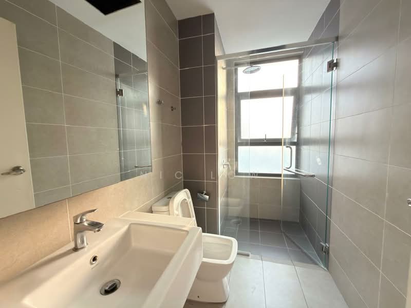 Kondominium untuk Disewa di Lakeville Residence - Nic Low - Bathroom - PropertyGuru.com.my