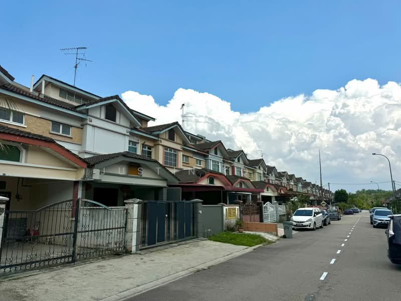 Rumah Teres 2 Tingkat untuk Dijual di Taman Pulai Indah (Johor Bahru) - Justin Kong - Exterior - PropertyGuru.com.my