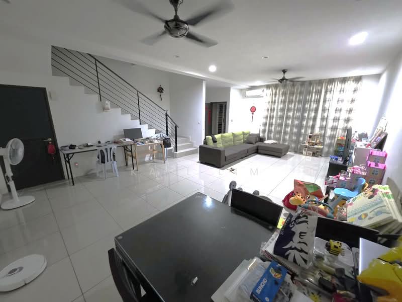 2-storey Terraced House for Sale in Taman Nusa Idaman (Iskandar Puteri (Nusajaya)) - Karl Lim - Living Room - PropertyGuru.com.my