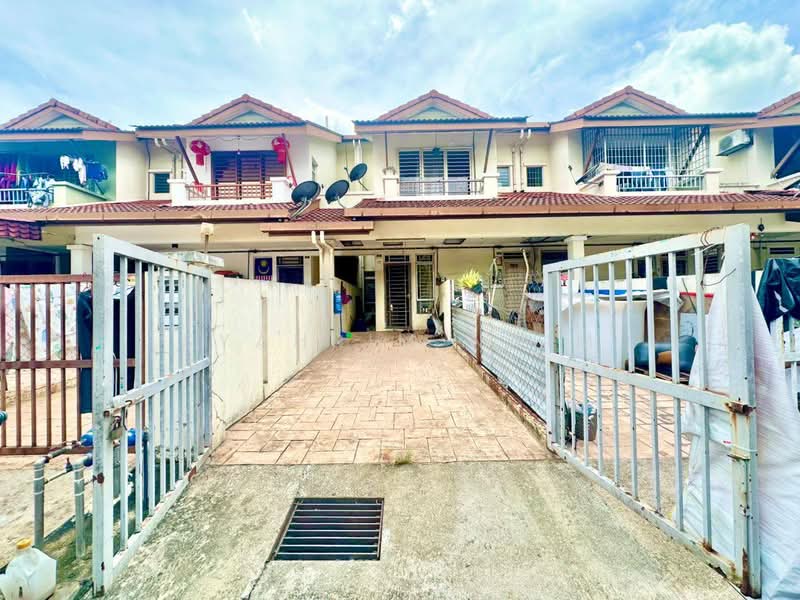 Rumah Bandar untuk Dijual di Balakong (Selangor) - Syahrim Naim - Exterior - PropertyGuru.com.my