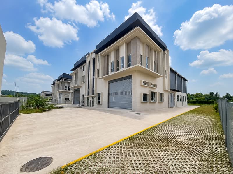 Kilang untuk Disewa di Saujana Rawang (Rawang) - Michael Siong - Exterior - PropertyGuru.com.my