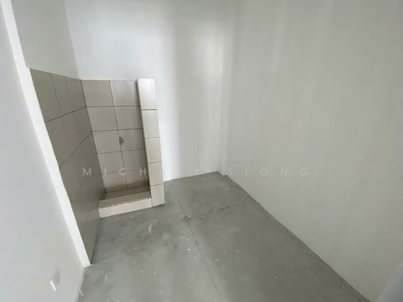 Kilang untuk Disewa di Saujana Rawang (Rawang) - Michael Siong - Bathroom - PropertyGuru.com.my