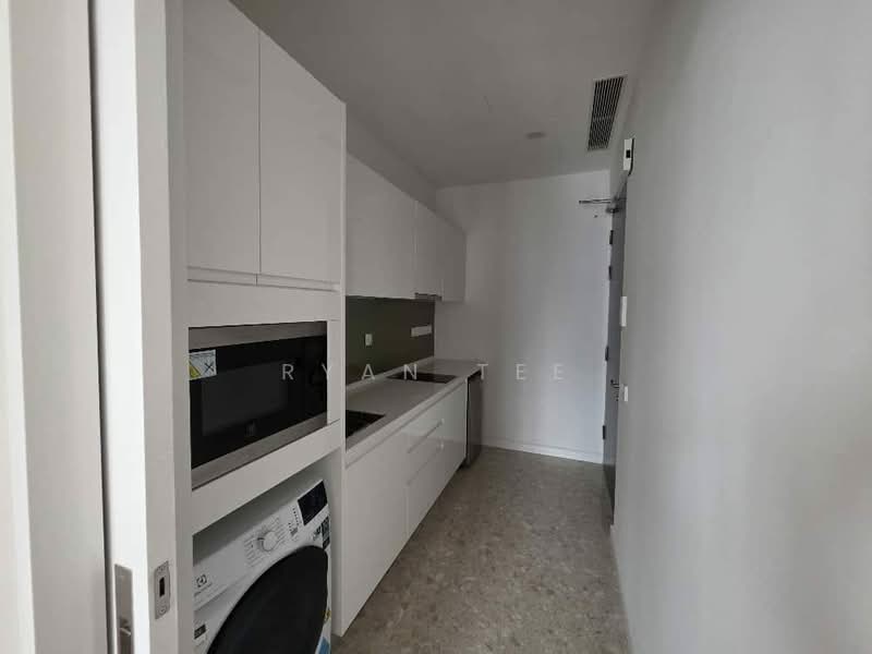 Servis Apartment untuk Disewa di Pavilion Ceylon Hill - Ryan Tee - Kitchen - PropertyGuru.com.my