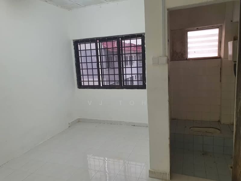 Flat for Rent at Taman Bukit Mewah - VJ Toh - PropertyGuru.com.my