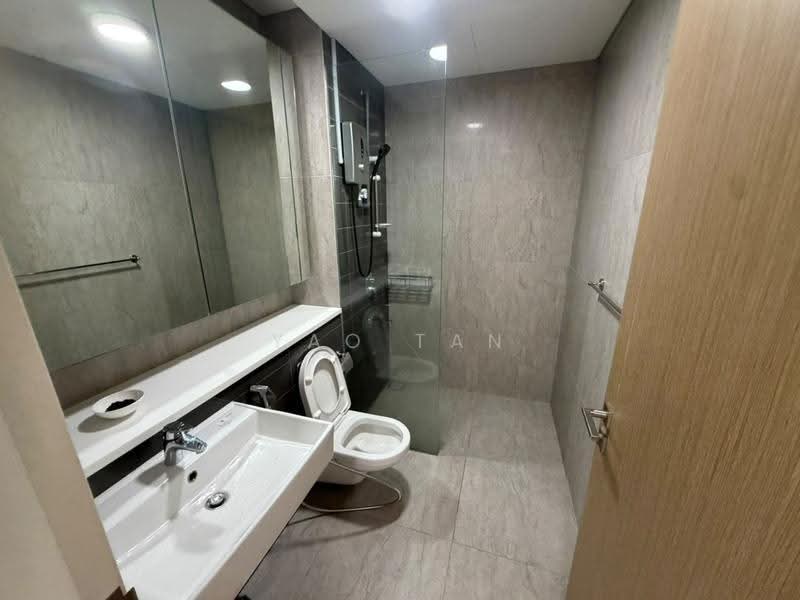Service Residence for Sale at Cantara Residences - Yao Tan - Bathroom - PropertyGuru.com.my