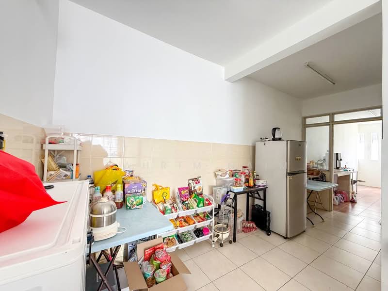 Kondominium untuk Dijual di Platinum Lake PV 13 - Syahrim Naim - Kitchen - PropertyGuru.com.my