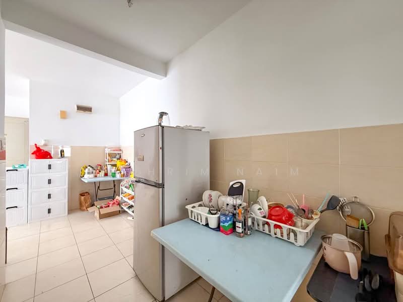 Kondominium untuk Dijual di Platinum Lake PV 13 - Syahrim Naim - Kitchen - PropertyGuru.com.my