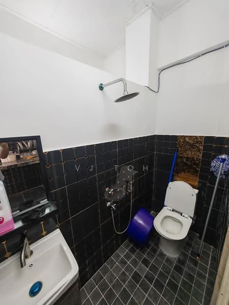 Flat for Rent at Taman Bukit Mewah - VJ Toh - PropertyGuru.com.my
