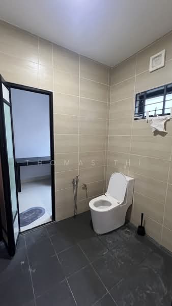 2-storey Terraced House for Rent in Bandar Bukit Raja (Klang) - Thomas Thi - Bathroom - PropertyGuru.com.my