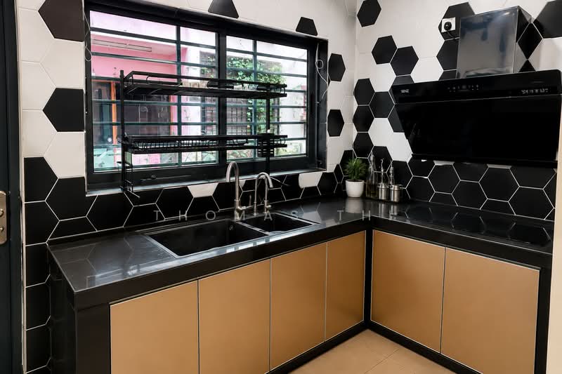 2-storey Terraced House for Rent in Bandar Bukit Raja (Klang) - Thomas Thi - Kitchen - PropertyGuru.com.my