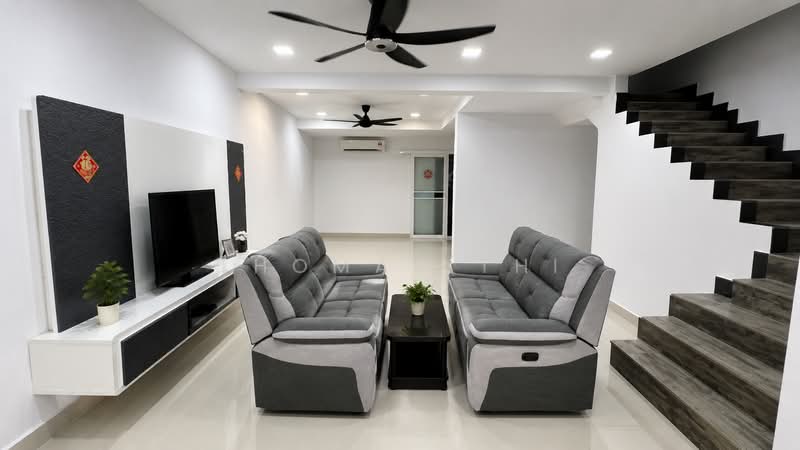 2-storey Terraced House for Rent in Bandar Bukit Raja (Klang) - Thomas Thi - Living Room - PropertyGuru.com.my