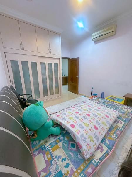 Rumah Teres 2 Tingkat untuk Dijual di Taman Sutera Utama (Skudai) - Karl Lim - Bedroom - PropertyGuru.com.my