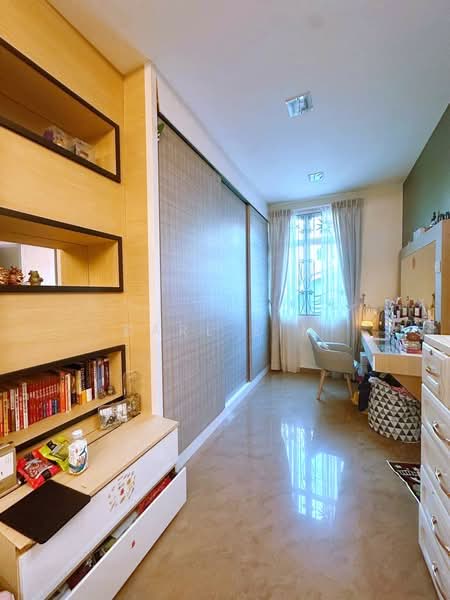 Rumah Teres 2 Tingkat untuk Dijual di Taman Sutera Utama (Skudai) - Karl Lim - Bedroom - PropertyGuru.com.my