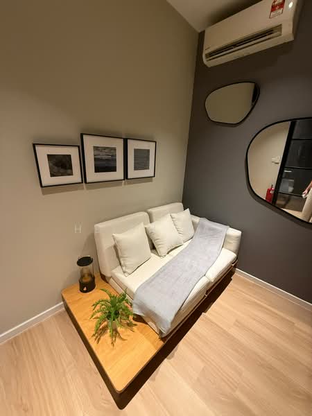 Servis Apartment untuk Dijual di Residential Suites @ HighPark - Helen Tan - Living Room - PropertyGuru.com.my