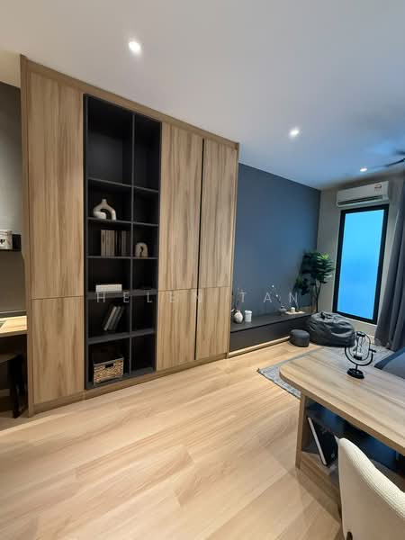 Servis Apartment untuk Dijual di Residential Suites @ HighPark - Helen Tan - Study - PropertyGuru.com.my