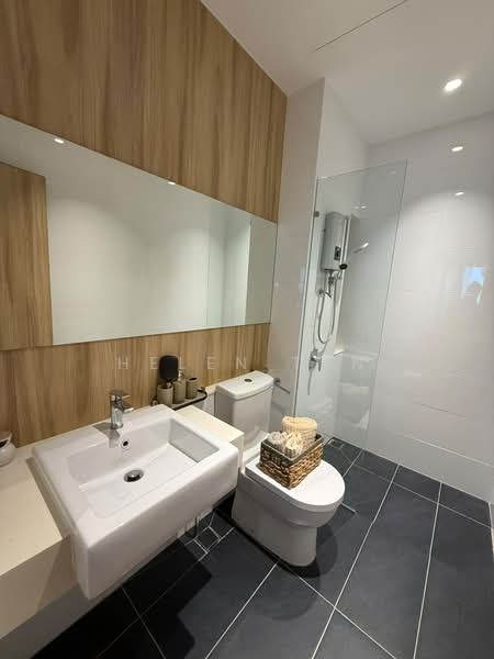 Servis Apartment untuk Dijual di Residential Suites @ HighPark - Helen Tan - Bathroom - PropertyGuru.com.my
