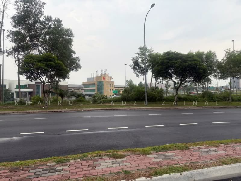 Shop for Rent in Shah Alam (Selangor) - Khairul Radzi Zainal - Exterior - PropertyGuru.com.my