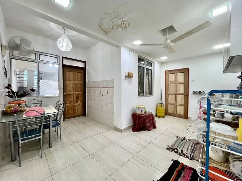 2-storey Terraced House for Sale in Hulu Langat (Selangor) - Syahrim Naim - Dining Room - PropertyGuru.com.my