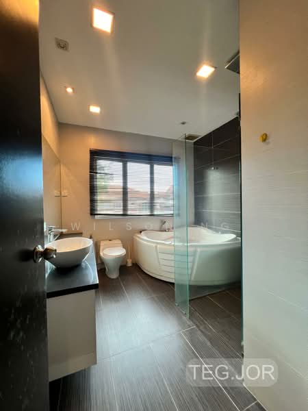 Semi-Detached House for Sale in Setia Eco Park (Setia Alam) - Wilson Ng - Bathroom - PropertyGuru.com.my
