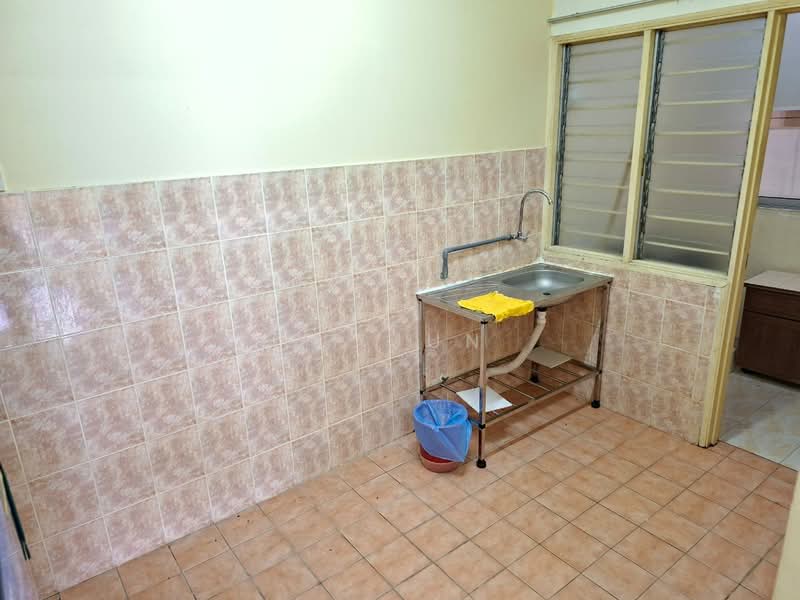 Pangsapuri untuk Disewa di Pangsapuri Saraka - Yi Jun - Kitchen - PropertyGuru.com.my