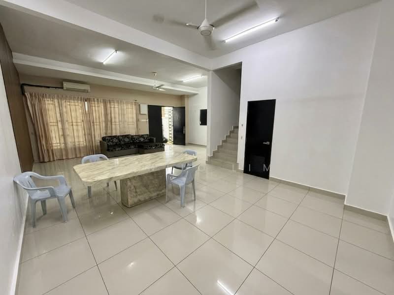 2-storey Terraced House for Rent in Bandar Damai Perdana (Cheras) - Danilo Lim - Living Room - PropertyGuru.com.my