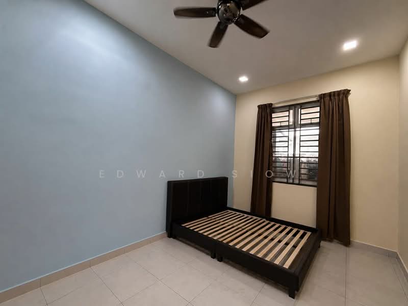 Rumah Teres 1 Tingkat untuk Disewa di Austin (Johor Bahru) - Edward Siow - Bedroom - PropertyGuru.com.my