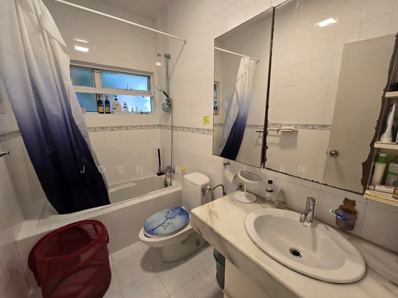 Bungalow for Sale in Bukit Damansara (Damansara Heights) - Joshua Selvan - Bathroom - PropertyGuru.com.my