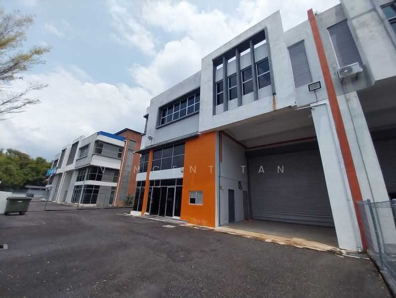 Kilang Berkembar untuk Dijual di Nilai (Negeri Sembilan) - Vincent Tan - Exterior - PropertyGuru.com.my