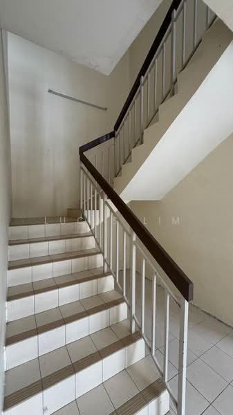 Rumah Teres 2 Tingkat untuk Dijual di Teluk Kumbar (Penang) - Lucas Lim - Interior - PropertyGuru.com.my