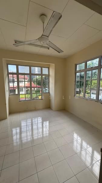 Rumah Teres 2 Tingkat untuk Dijual di Teluk Kumbar (Penang) - Lucas Lim - Interior - PropertyGuru.com.my