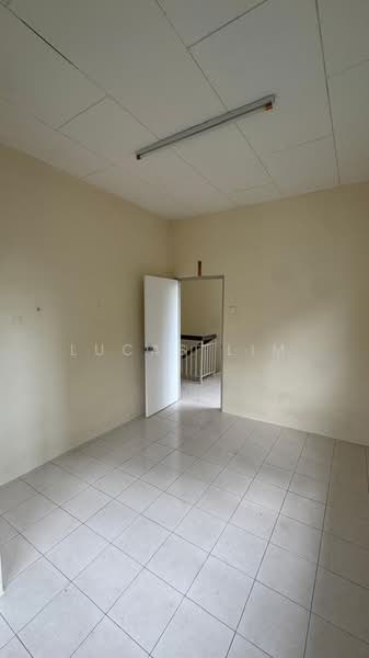 Rumah Teres 2 Tingkat untuk Dijual di Teluk Kumbar (Penang) - Lucas Lim - Interior - PropertyGuru.com.my