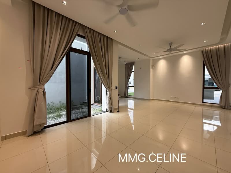 Rumah Berkembar untuk Disewa di Eco Ardence (Setia Alam) - Loke . - Living Room - PropertyGuru.com.my