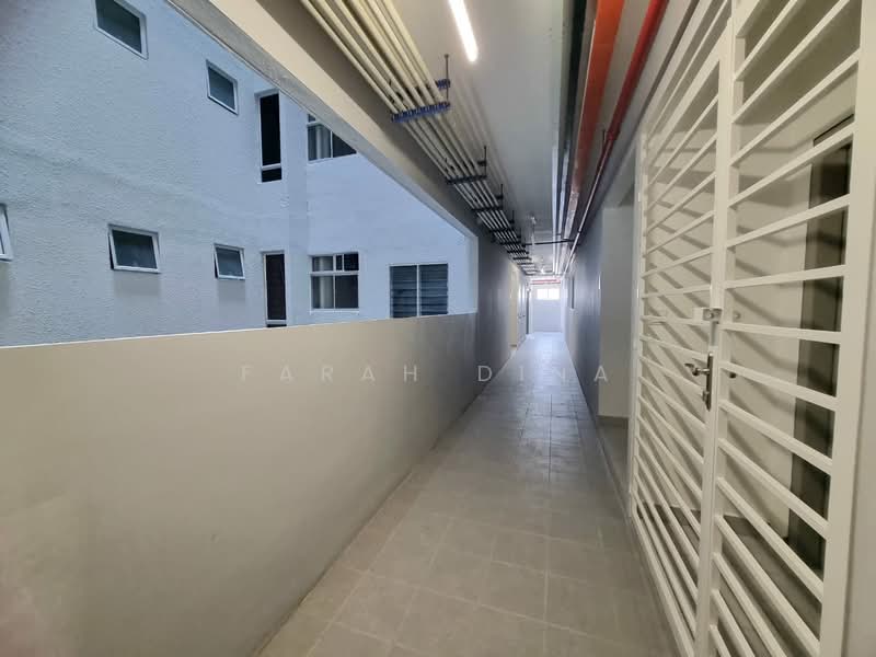 Pangsapuri untuk Disewa di Idaman Cahaya 1 - Farah Dina - Corridor - PropertyGuru.com.my