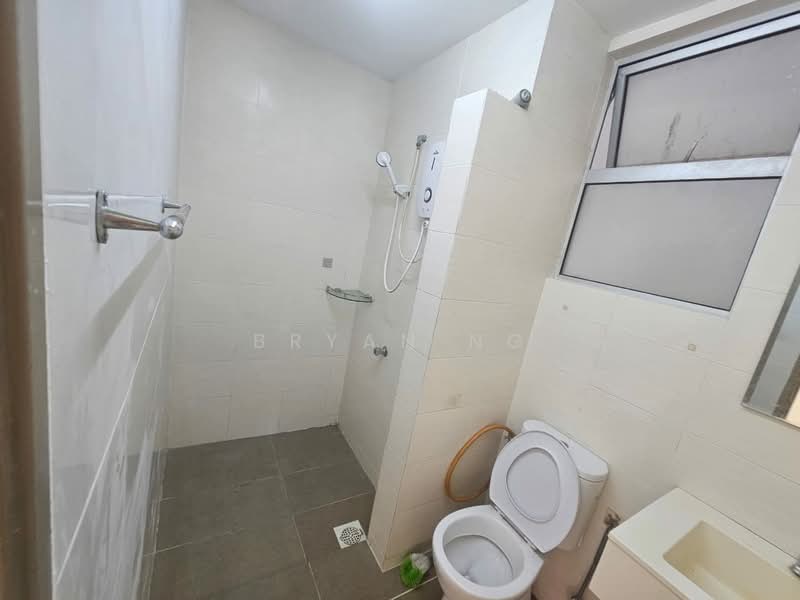 Service Residence for Sale at Platinum Lake PV 21 - Bryan Ng - Bathroom - PropertyGuru.com.my