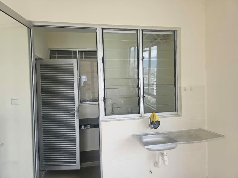 Service Residence for Sale at Platinum Lake PV 21 - Bryan Ng - Interior - PropertyGuru.com.my
