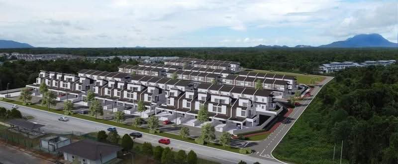 2.5-storey Terraced House for Sale in Petra Jaya (Kuching) - Leslie Loi - Exterior - PropertyGuru.com.my