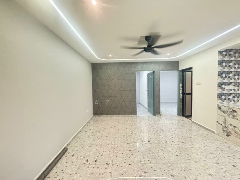 Flat for Sale at Bandar Selesa Jaya - Jaz Lee - PropertyGuru.com.my