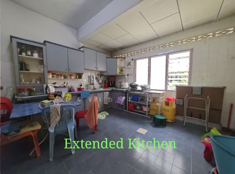 Rumah Teres 2 Tingkat untuk Dijual di Taman Universiti Indah (Seri Kembangan) - Angeline Ooi - Kitchen - PropertyGuru.com.my