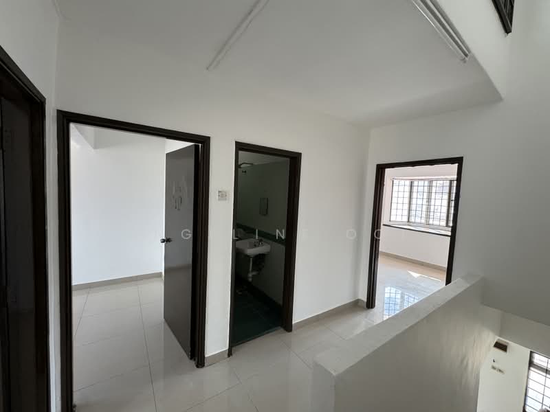 Rumah Teres 2 Tingkat untuk Dijual di Taman Sri Sinar (Segambut) - Angeline Ooi - Corridor - PropertyGuru.com.my