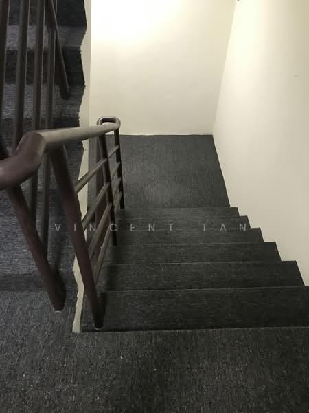 Kilang Berkembar untuk Dijual di Nilai (Negeri Sembilan) - Vincent Tan - Corridor - PropertyGuru.com.my