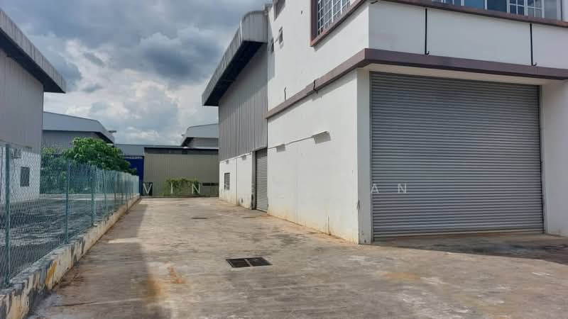 Kilang Berkembar untuk Dijual di Nilai (Negeri Sembilan) - Vincent Tan - Exterior - PropertyGuru.com.my