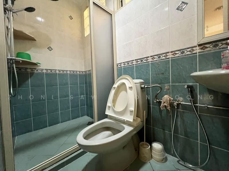 Rumah Banglo untuk Dijual di Taman Jesselton (Ayer Itam) - Zhonl Saw Boon Loong - Bathroom - PropertyGuru.com.my