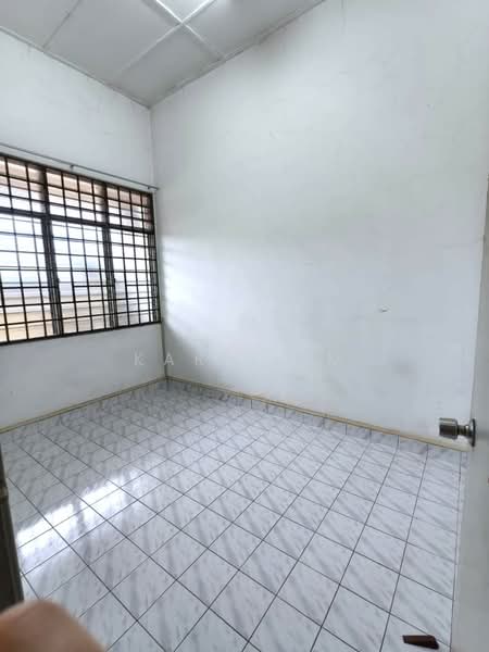 Rumah Teres 1 Tingkat untuk Dijual di Taman Bukit Rinting (Masai) - Karl Lim - Interior - PropertyGuru.com.my