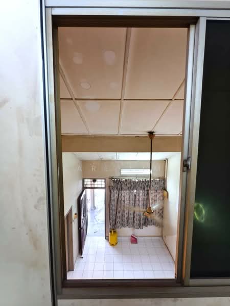 Rumah Teres 1 Tingkat untuk Dijual di Taman Bukit Rinting (Masai) - Karl Lim - Interior - PropertyGuru.com.my