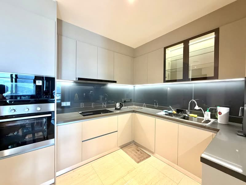 Servis Apartment untuk Disewa di Marriott Residence @ Gurney - Ben Liau - Kitchen - PropertyGuru.com.my